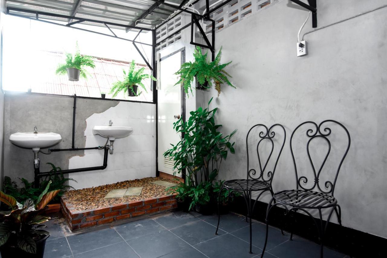 Kayan Hostel Chiang Mai Exterior foto
